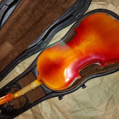 Suzuki 101RR (Full 4/4 Size) Violin, Japan 1989, Stradivarius Copy, with case/bow image 4