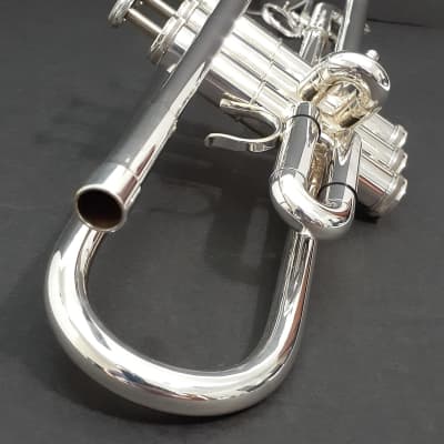 Getzen Eterna 770 Select Trumpet ,2 Mutes, 2 Mouthpieces & Case Silver image 18