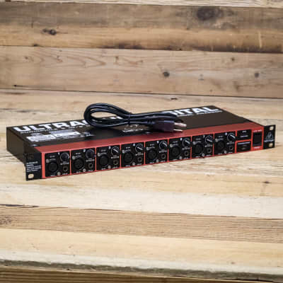 DJ機材 Behringer ULTRAGAIN DIGITAL ADA8200 Behringer ADA8200 Ultragain – United States