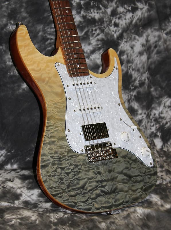 プ*ト様 【ディズニー】プルート　加藤工芸　GARDEN SERIES STAT PRS Wood Library Special Semi-Hollow 10-Top Quilt Swamp Ash