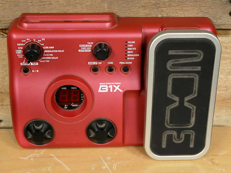 Zoom B1x Bass MultiEffects Pedal "Excellent Condition" Reverb