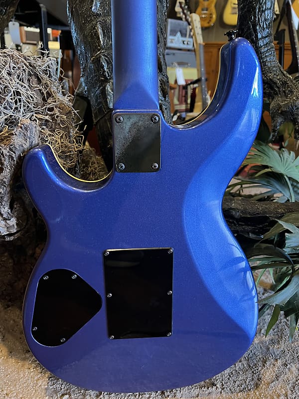 YAMAHA エレキギター SE700E Yamaha SE700E with Hard Shell Case | Reverb