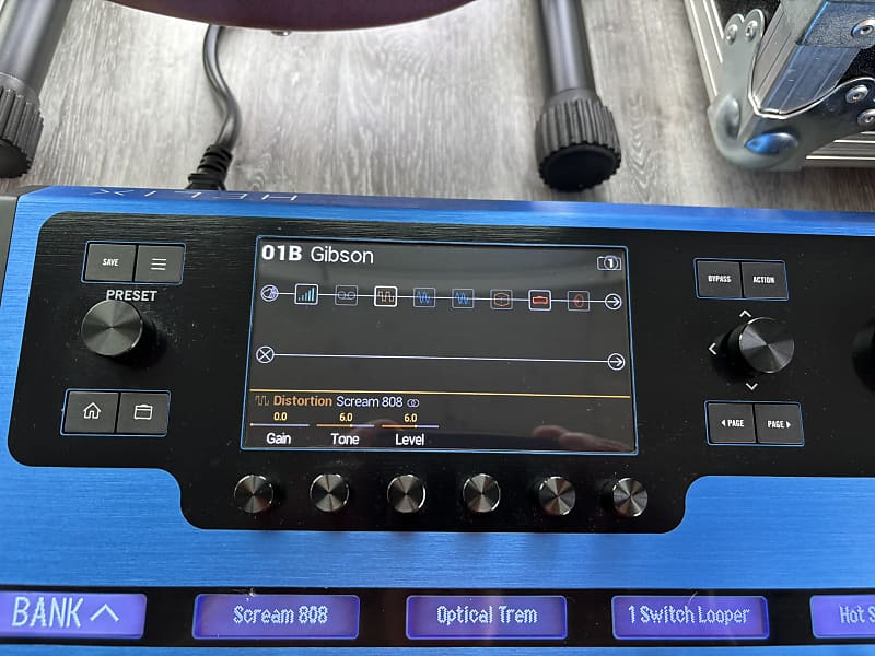 Line 6】Helix Floor&HX Stompに新たな限定色「Lightning Blue
