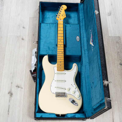 Fender American Custom Stratocaster Guitar, Maple Fingerboard Vintage Blonde NOS image 11