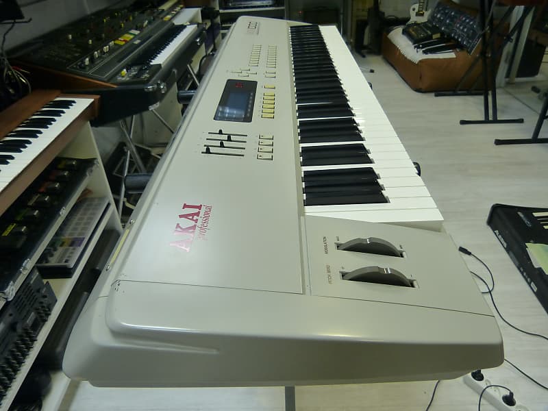 Akai MX1000 76 keys MIDI controller | Reverb