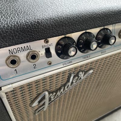 Fender Vibrolux Reverb 