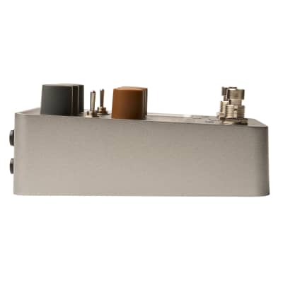 Universal Audio UAFX OX Stomp Dynamic Speaker Emulator Pedal image 3