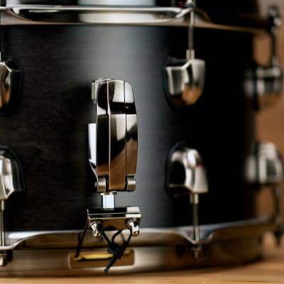 Mapex Black Panther Hydro 13 X 7 Maple Snare Drum, Flat Black Transparent Lacquer (B Stock) image 8