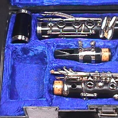 A Xinghai Brand Bb Clarinet  in it's Original Case & Ready to Play   5 C image 3