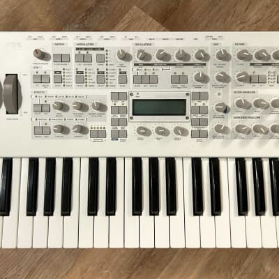 (Pristine) Access Virus TI2 Polar 37-Key Digital Synthesizer 2010s - Polar White