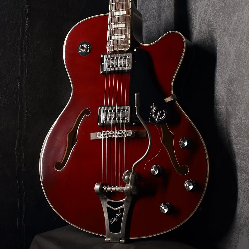 ギター Epiphone Emperor Swingster wine red Epiphone Emperor Swingster Hollow Body Wine Red 2010