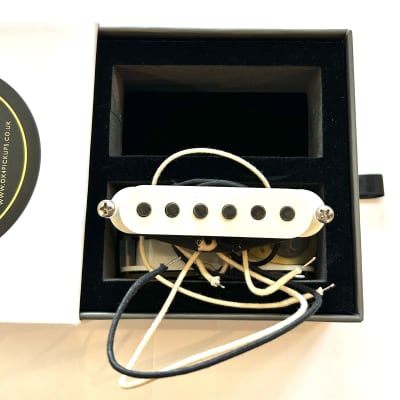 OX4 Stratocaster Aged Pickup Set - White image 3