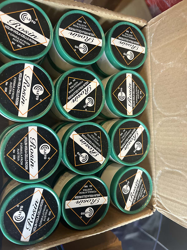 Pirastro Gold Rosin For Violin, Viola, Or Cello Standard | Musician's