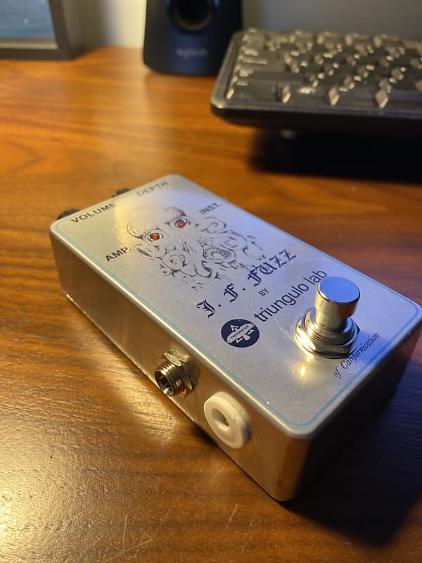 triungulo lab J.F. FUZZ ギターエフェクター triungulo lab J.F. FUZZ ギターエフェクター