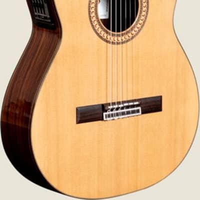 Classical Guitar CAMPS CUT-600 - solid cedar top image 1