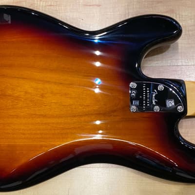 Fender American Professional II Precision Bass 2023 - 3-Color Sunburst image 5