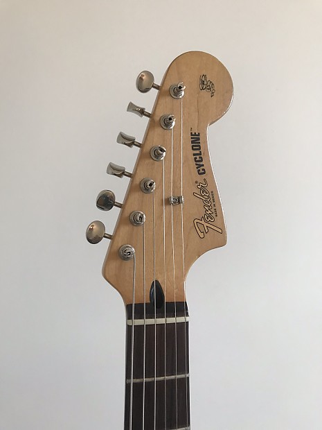 Fender Cyclone 2001 Black | Reverb