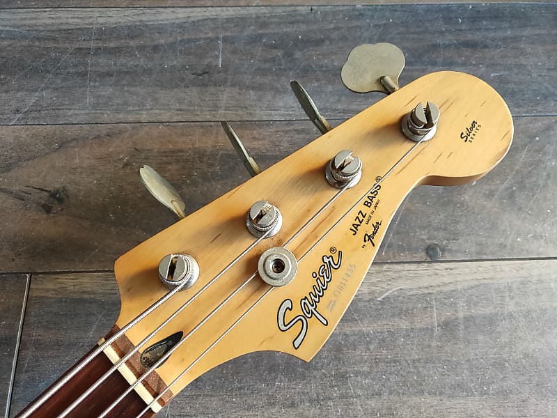 Squier Silver Series ジャズベース 日本製 中古ベース入荷速報！】Squier by Fender Jazz Bass Silver