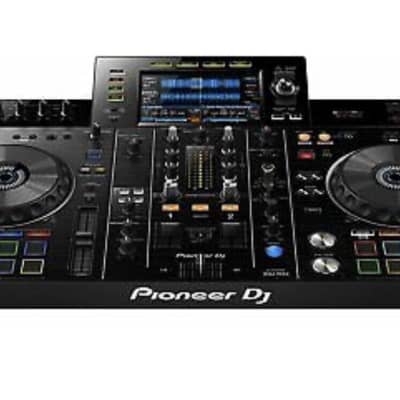 2 Pioneer DJ XDJ-XZ Professional All-in-One DJ System