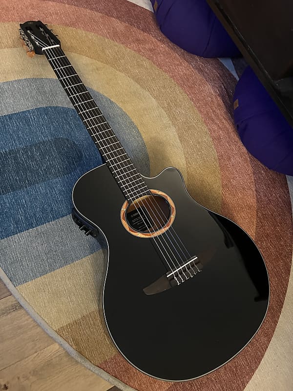 Yamaha NTX700 Acoustic Guitar Black