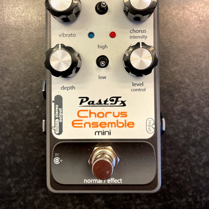 PastFx Chorus Ensemble MN3007 + True Bypass Mod! ( Ce-1 / Ce 1