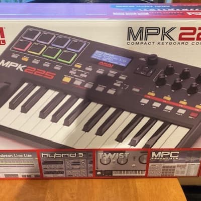 Akai MPK225 Midi Controller 2014 - Present - Black