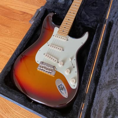 Fender American Deluxe Stratocaster Plus 2014 - 2016 | Reverb