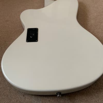 Italia  Imola GP Bass Guitar, Prism White image 8