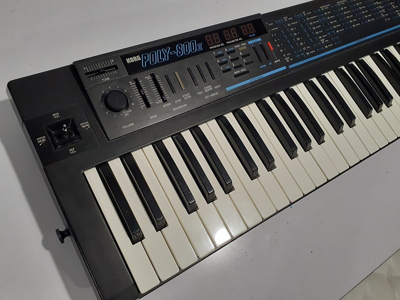 Korg Poly-800 MKII