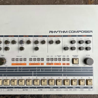 Roland TR-909 Rhythm Composer 1983 - 1985 - White image 4