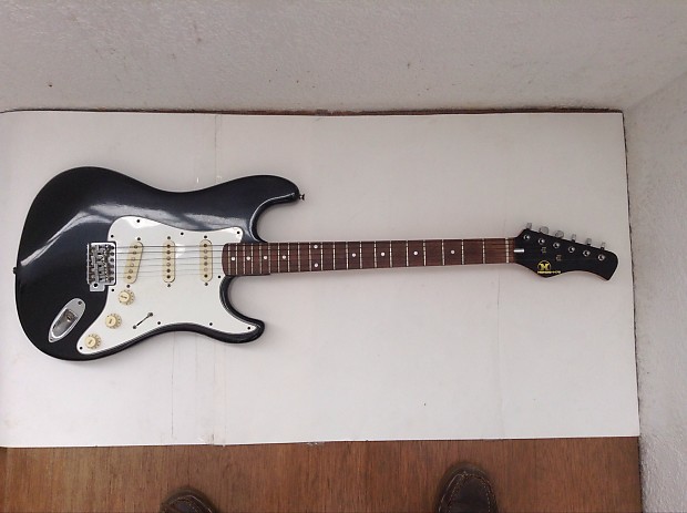 Hondo H 76 1970s Black
