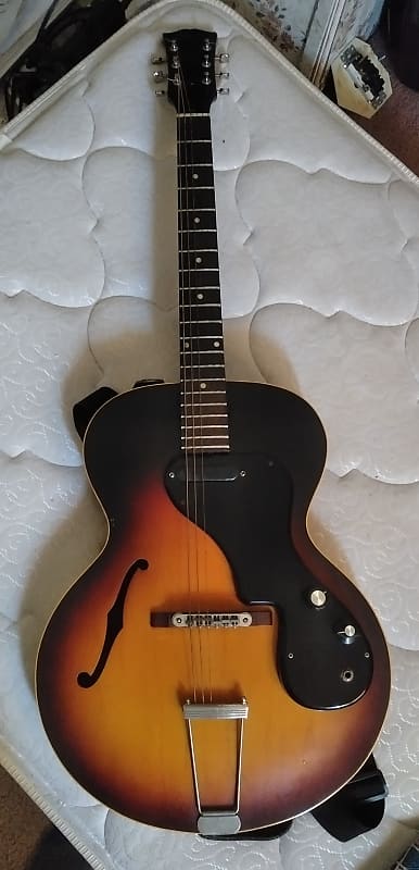 Gibson Es-120t 1966 - Sunburst image 1