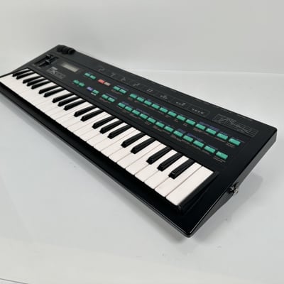 YAMAHA DX100 Synthesizer Keyboard