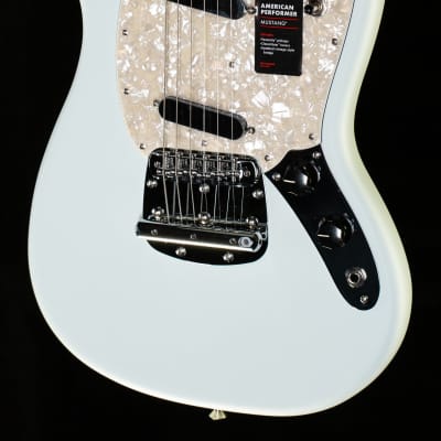 Fender American Performer Mustang Rosewood Fingerboard Sonic Blue (007) image 1
