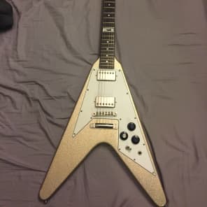 Burny Flying V LV-115KK Sparkle Gold w/ gig bag | Reverb Burny Flying V LV-115KK Sparkle Gold w/ gig bag | Reverb