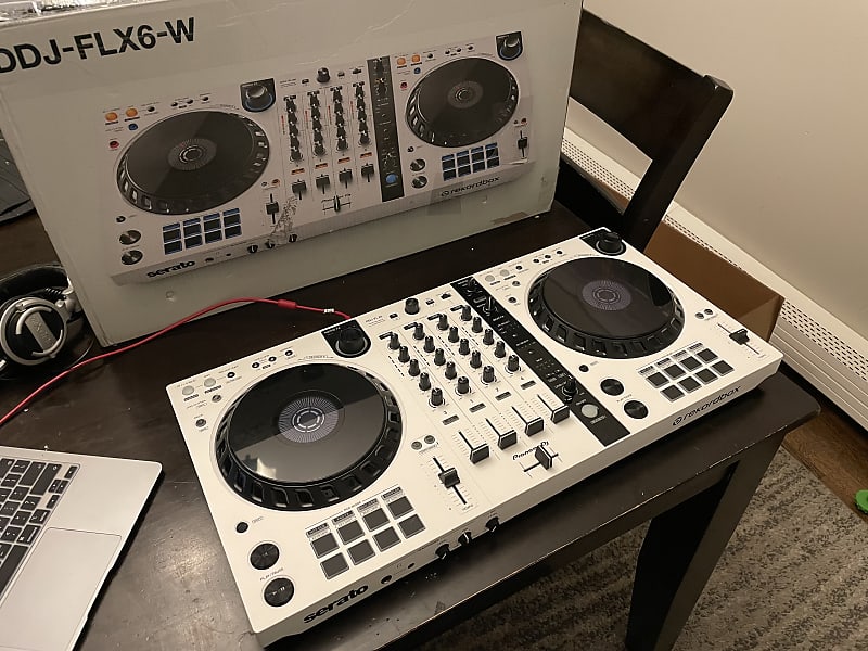 Pioneer DDJ-FLX6-W DJ Controller for Serato DJ Pro & Rekordbox White AS-IS