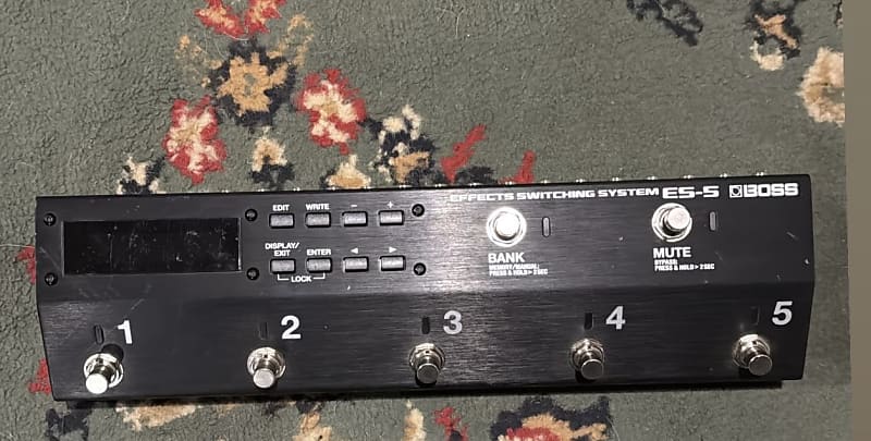 Boss ES-5 Effects Switching System