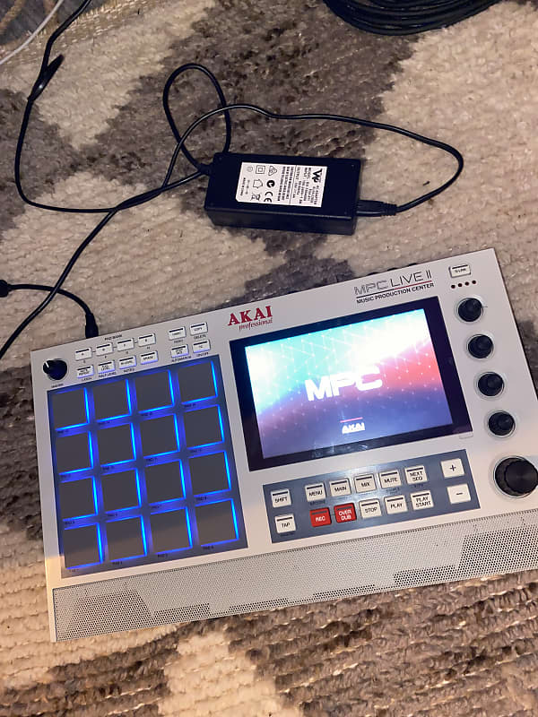 Akai MPC Live II Standalone Sampler / Sequencer Retro