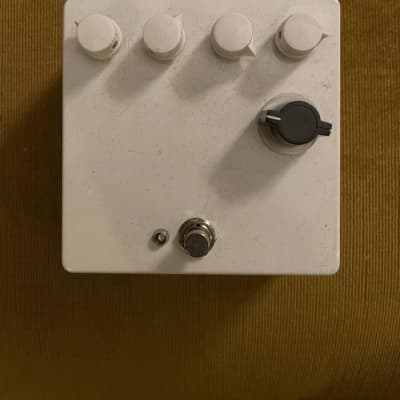 Reverb.com listing, price, conditions, and images for jext-telez-white-pedal
