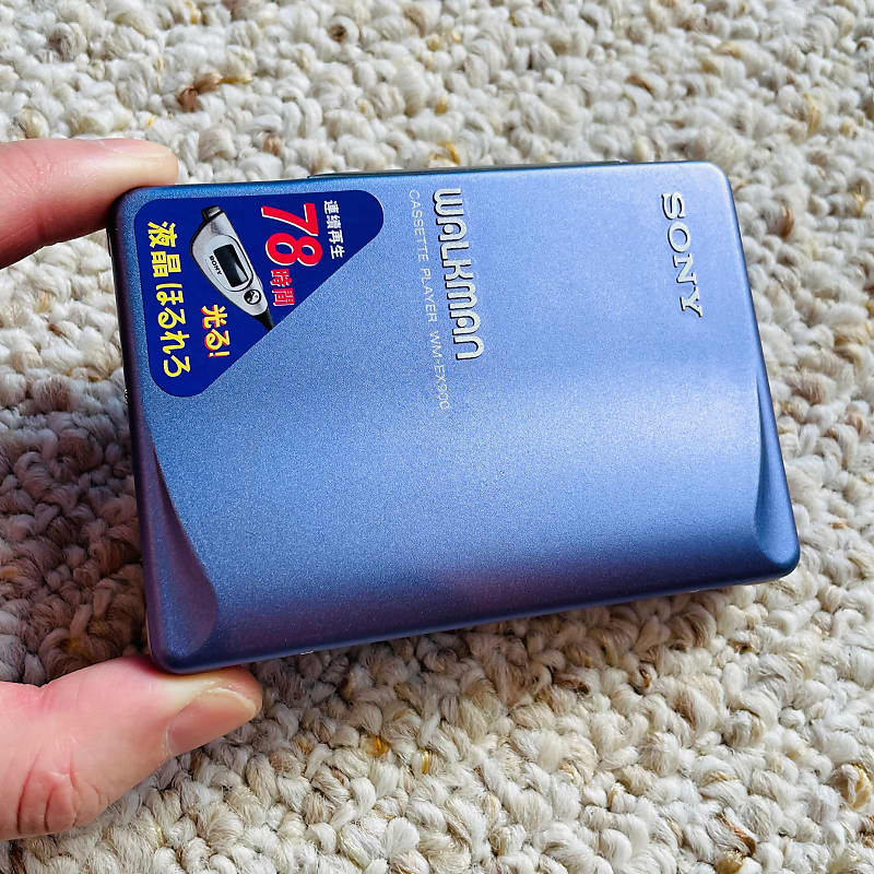 Sony WM-EX900 Walkman Cassette Player, Excellent Purple ! Tested