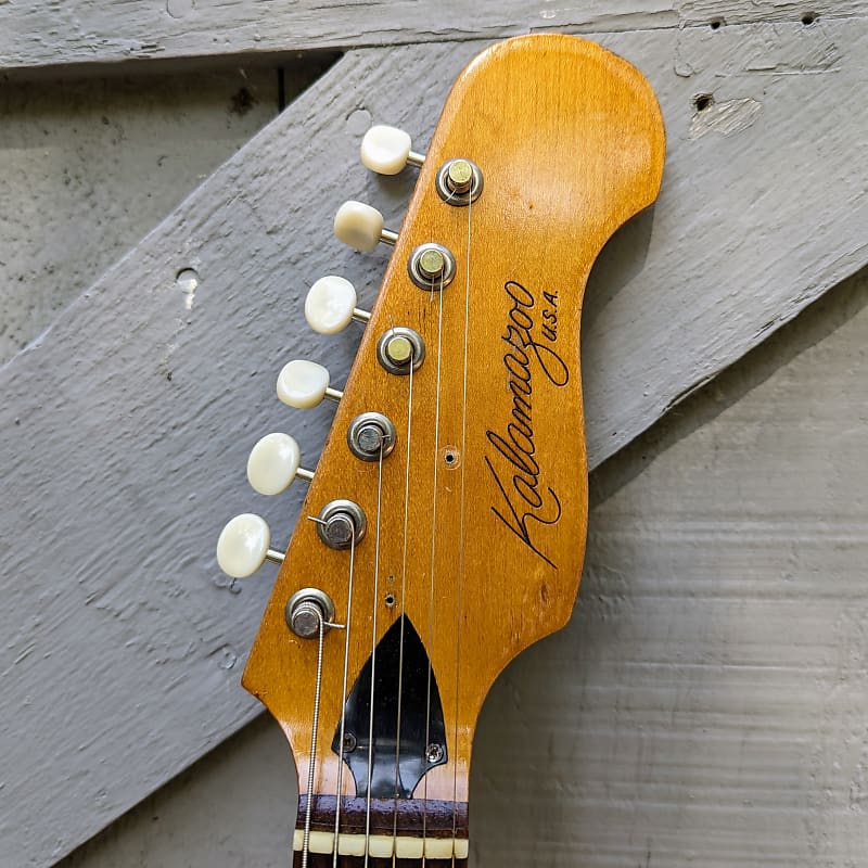 Kalamazoo KG2 Electric Guitar 1965 - Rare Mahogany Body Kalamazoo KG2 Electric Guitar 1965 - Rare Mahogany Body
