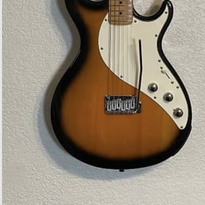 Line 6 Variax 600 Modeling Guitar for sale