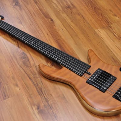 Fodera Emperor Std Limited Doctorbass Edition 6 string Ebony board 17.5mm Figured Redwood top image 4