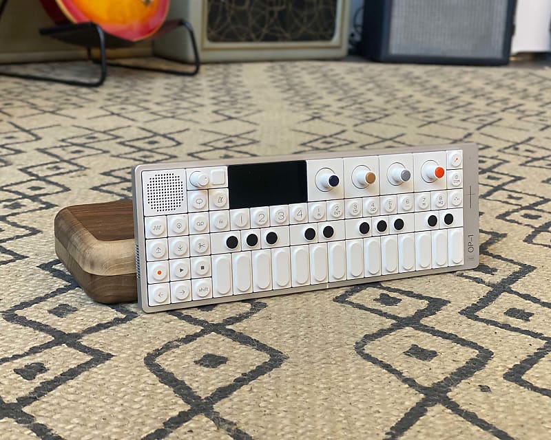 Teenage Engineering op-1※木製ケースのみ Teenage Engineering OP-1 Synthesizer Canvas Felt Carry Case