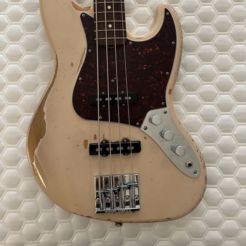 Fender Flea Signature Jazz Bass with FENDER Hard Shell Case - 2016 