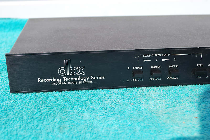 【美品】dbx プログラムルートセレクター MODEL007 デッキセレクター MODEL 007｜dbx ディービーエックス MODEL 007 プログラムルート