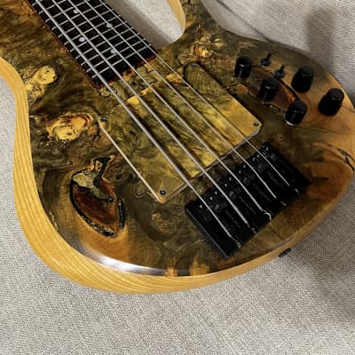 Prat M-BSV 5 string  bass 2016 Buckeye Burl top - Nordstrand pickups - Noll electronics - Fodera strings image 10