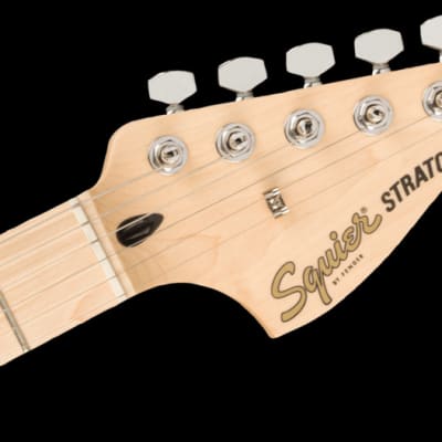 Fender Squier Affinity Series Stratocaster HSS Lake Placid Blue Electric Guitar Pack image 8