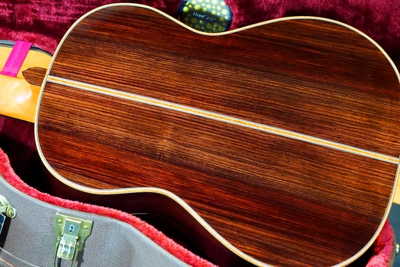 VIDEO: CAVATINA, Montanza Classical Guitar Cedar and Indian