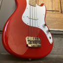 Squier Affinity Bronco Bass 1998 - 2021 Torino Red